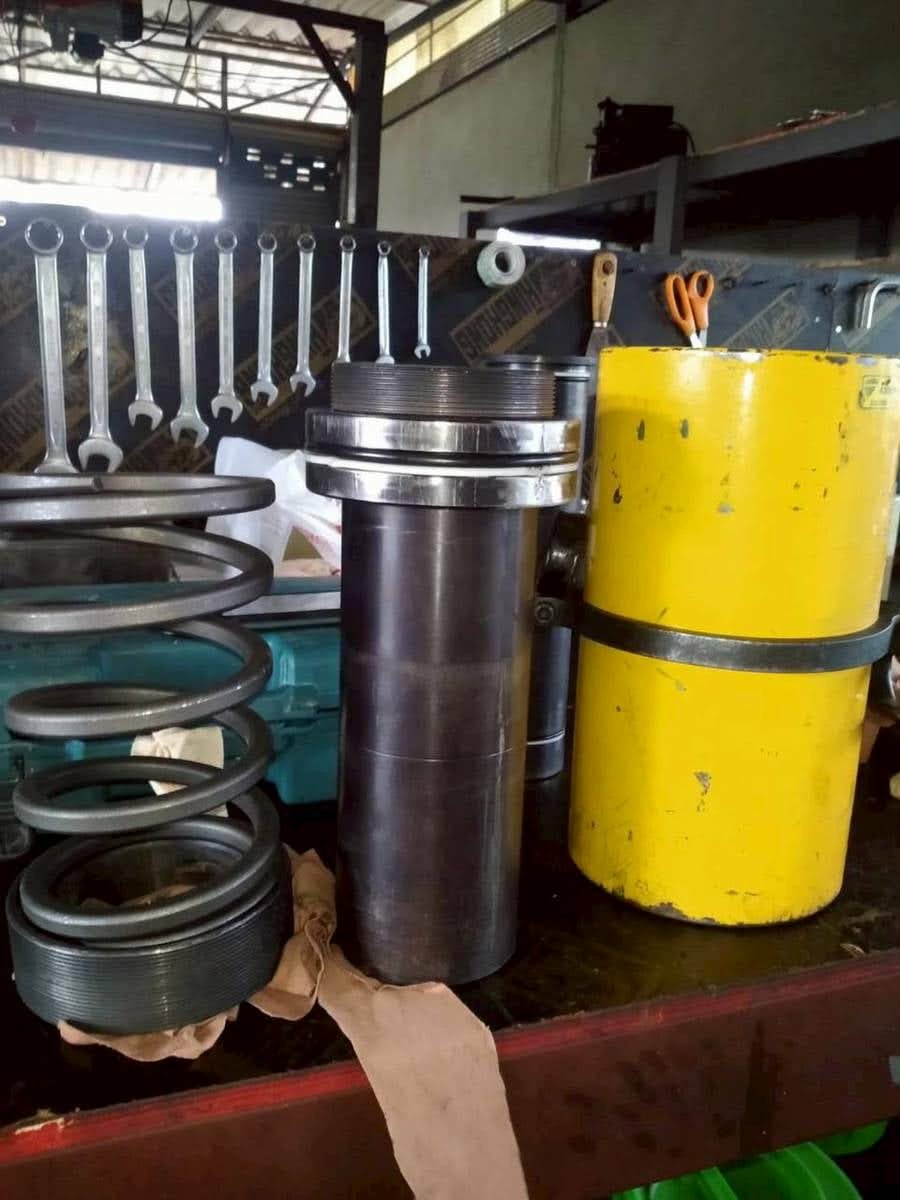 บริการ/รับซ่อมเครื่องมือไฮดรอลิค