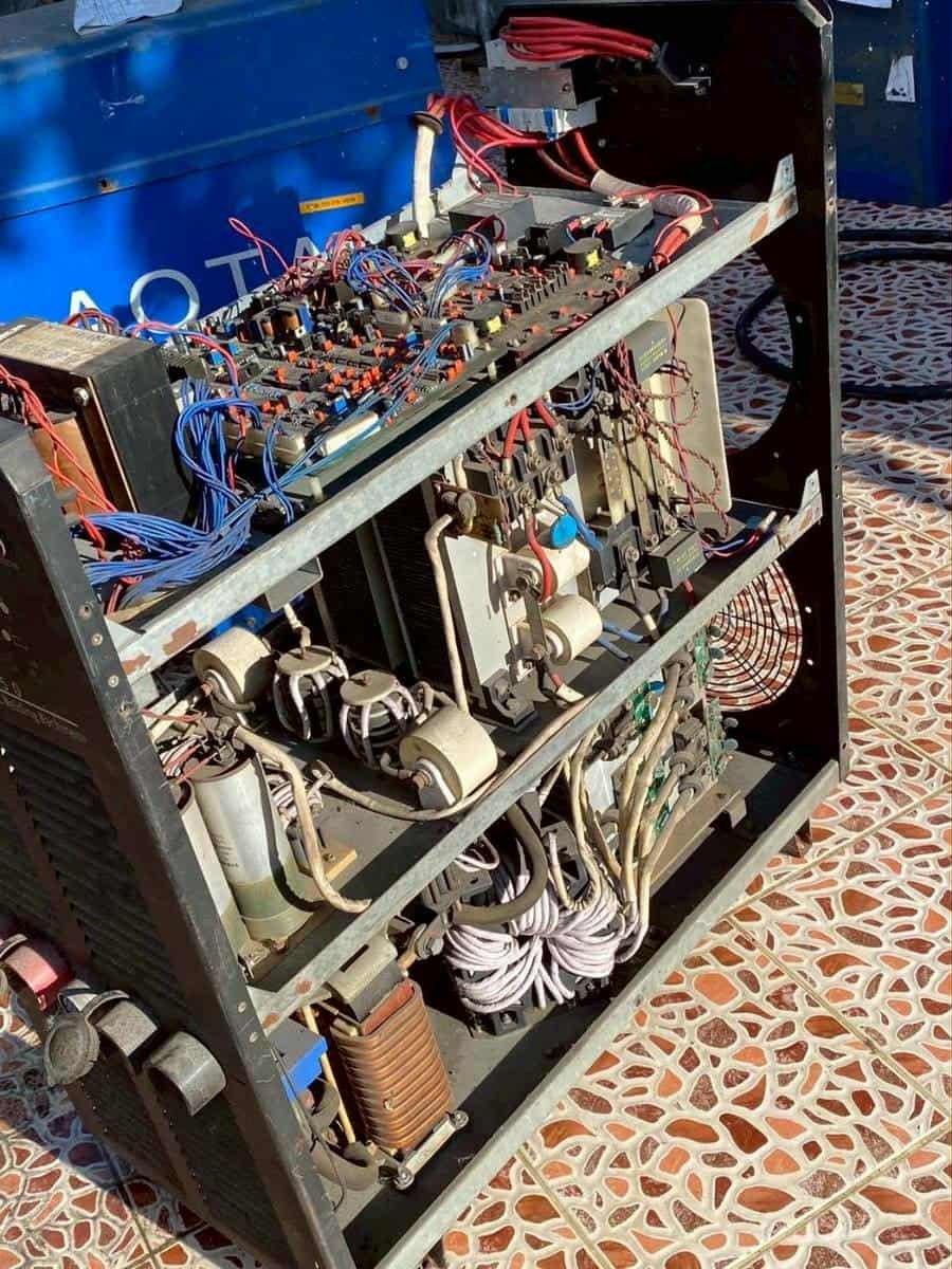 บริการ/รับซ่อมตู้เชื่อมทุกประเภท