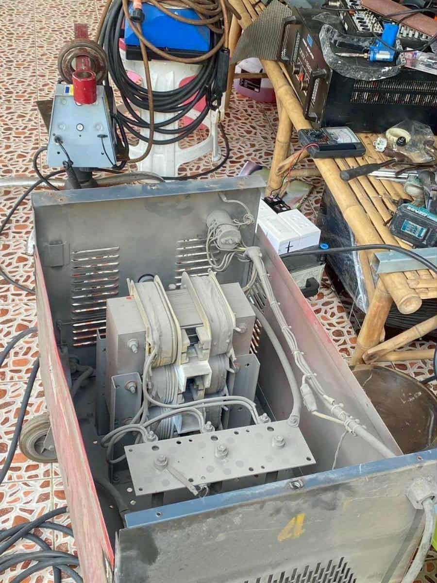 บริการ/รับซ่อมตู้เชื่อมทุกประเภท