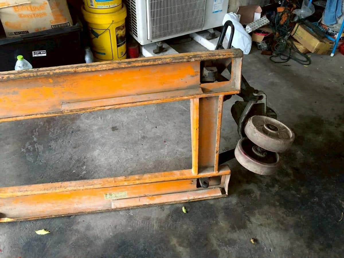 บริการ/รับซ่อมแฮนด์ลิฟท์